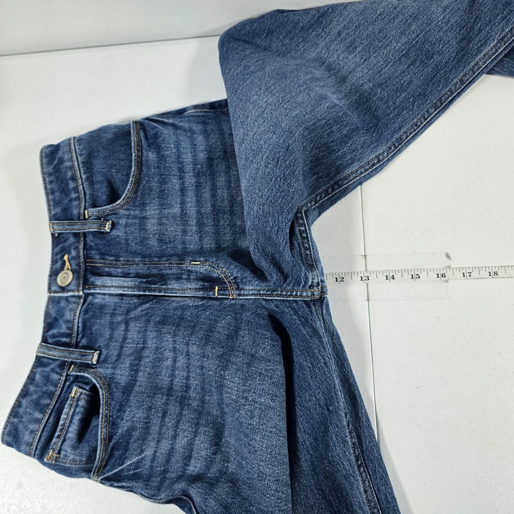 Hollister Ultra High-Rise Dad Jeans Medium Wash Size 2R W26 Regular 13177 - Picture 4 of 9
